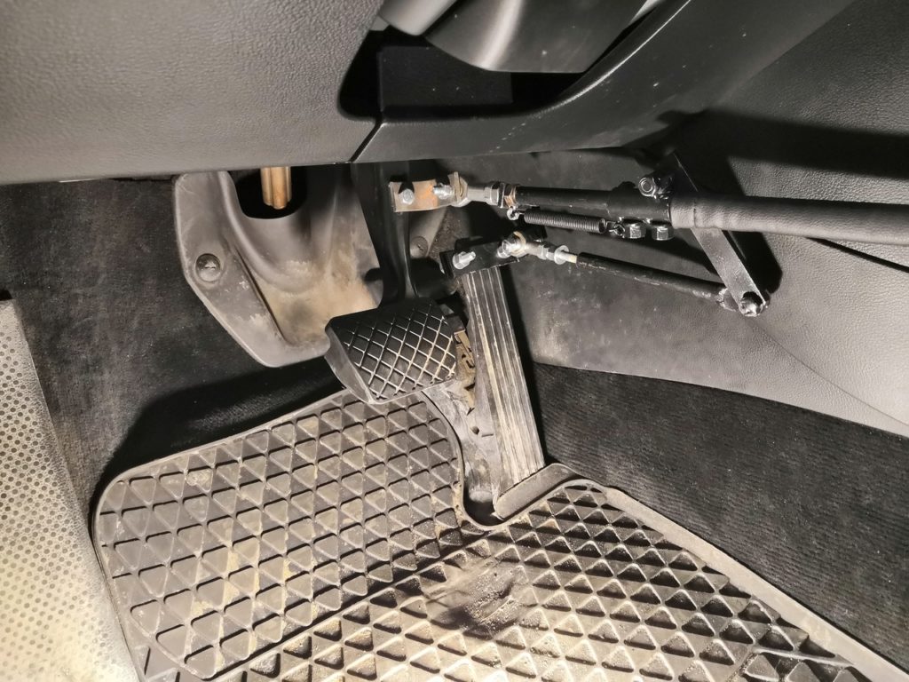 Volkswagen Passat b7 Напольная педаль газа установлено ручное управление Комфорт + 