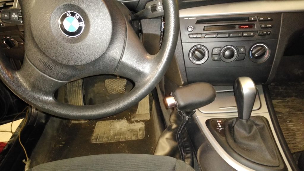 BMW  Комфорт+ Напольная педаль газа