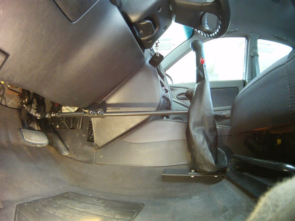 Hyundai Elantra руу 2 с фиксатором тормоза