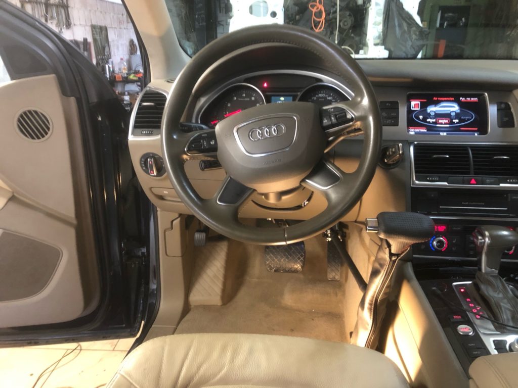 Audi Q7 ручное Комфорт плюс